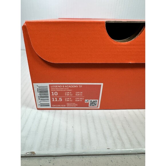 Athletic_Shoes